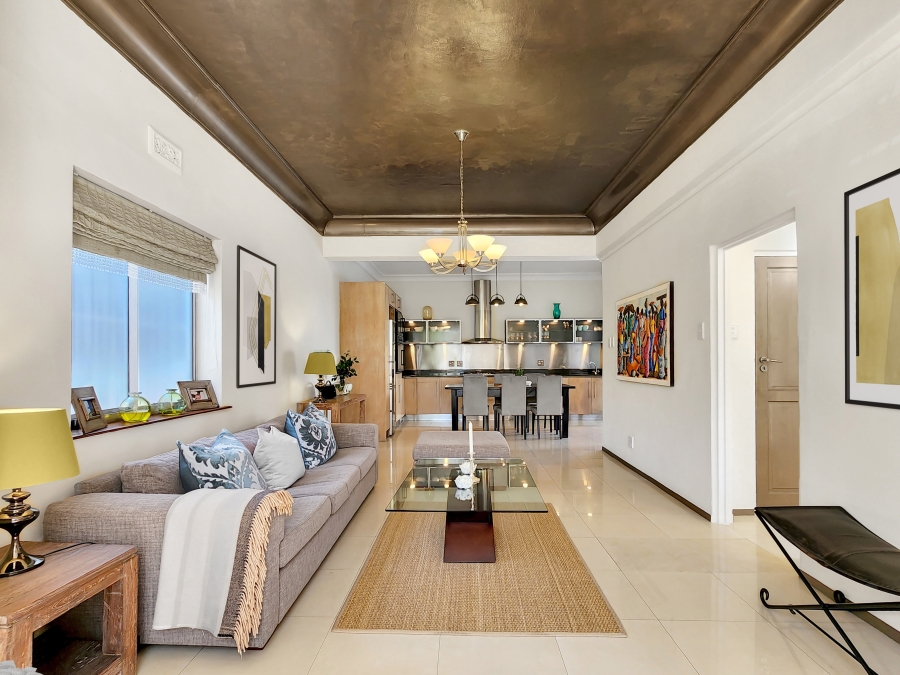 3 Bedroom Property for Sale in Sea Point Western Cape